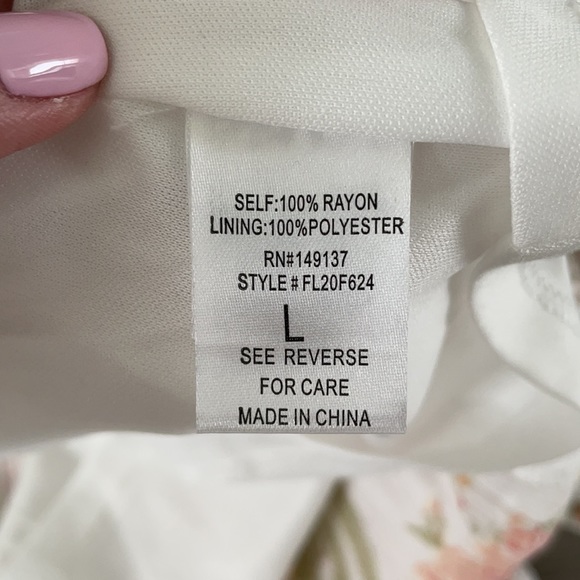 Pink Lily “Life is Beautiful” floral dress sz L - Picture 8 of 8